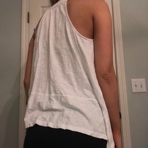 GAP tank - Picture 2 of 2